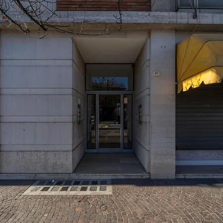 Guesthost - 우디네